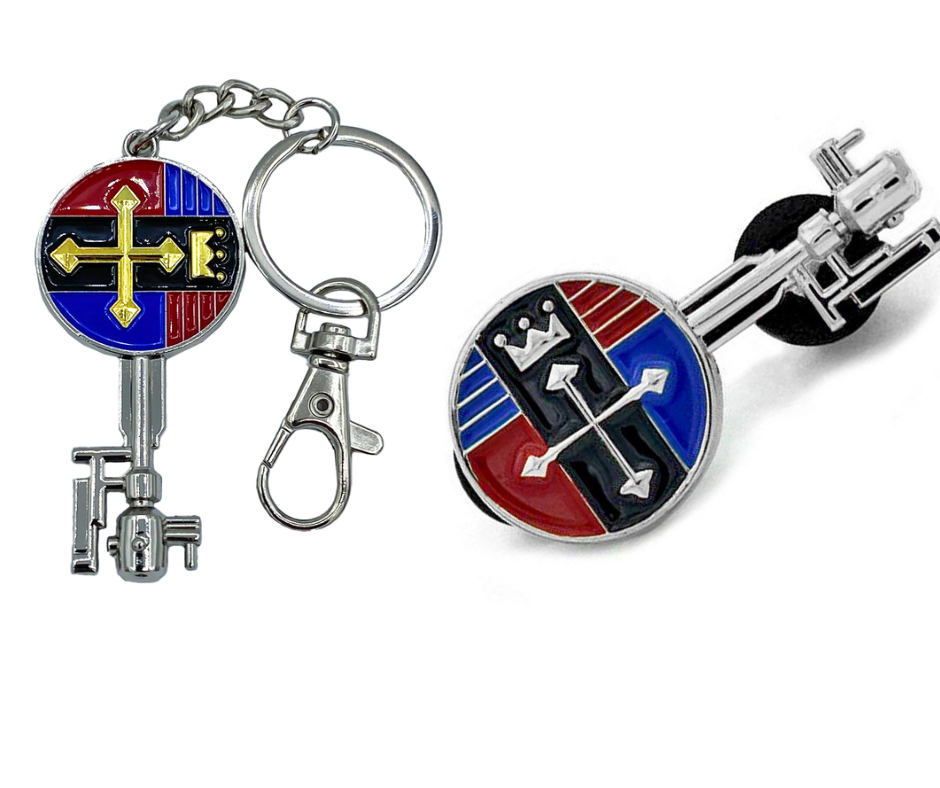 Voltron Silver Lion Key Keychain & Enamel Pin