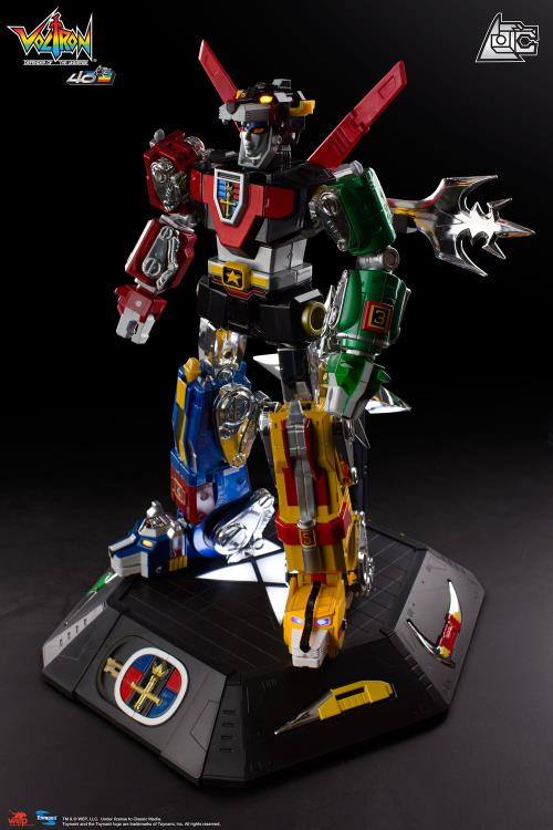 Voltron: Defender of the Universe 40th Anniversary Voltron Collector's Set by Toynami NOW SHIPPING